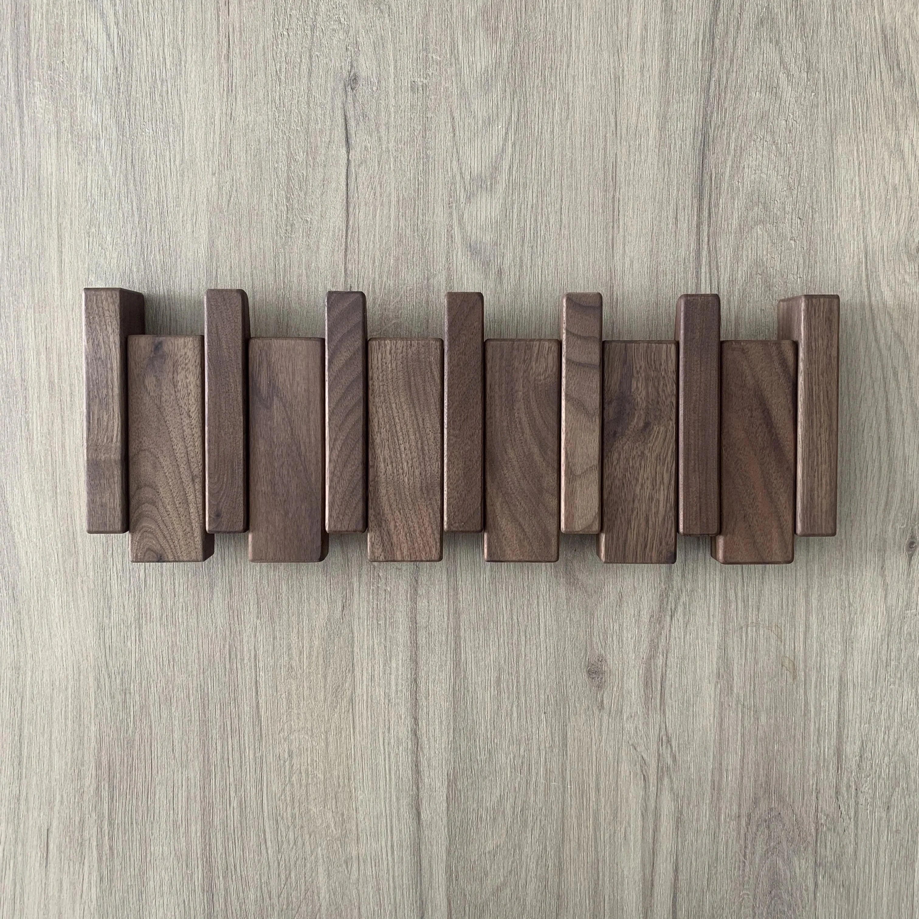 Perchero de pared en madera | Colgadores plegables